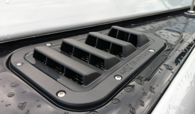 LAND ROVER DEFENDER 90 TD5 2.5 122 CV SE 6 POSTI