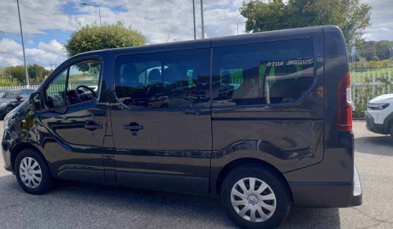 RENAULT TRAFIC 1.600 DCI 120 CV 9 POSTI