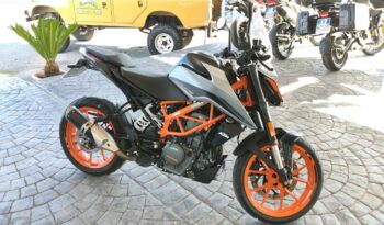 KTM DUKE 390