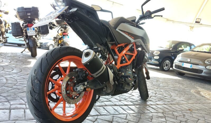 KTM DUKE 390