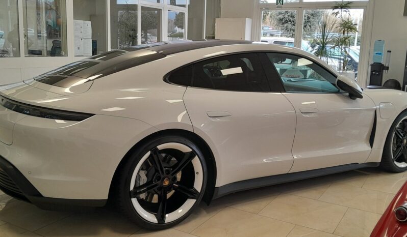 PORSCHE TAYCAN FULL ELECTRIC  381 CV