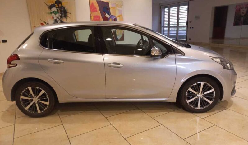 PEUGEOT 208 1.2 82 CV GPL ALLURE