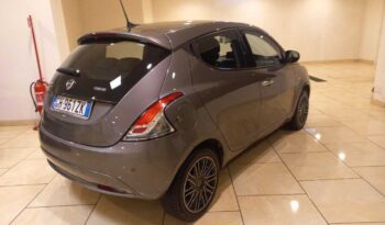 LANCIA YPSILON 1.0 70 CV HYBRID/GPL GOLD
