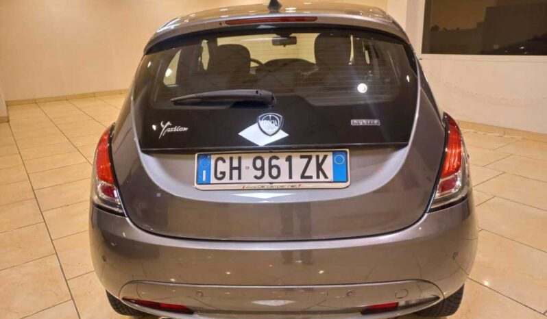 LANCIA YPSILON 1.0 70 CV HYBRID/GPL GOLD